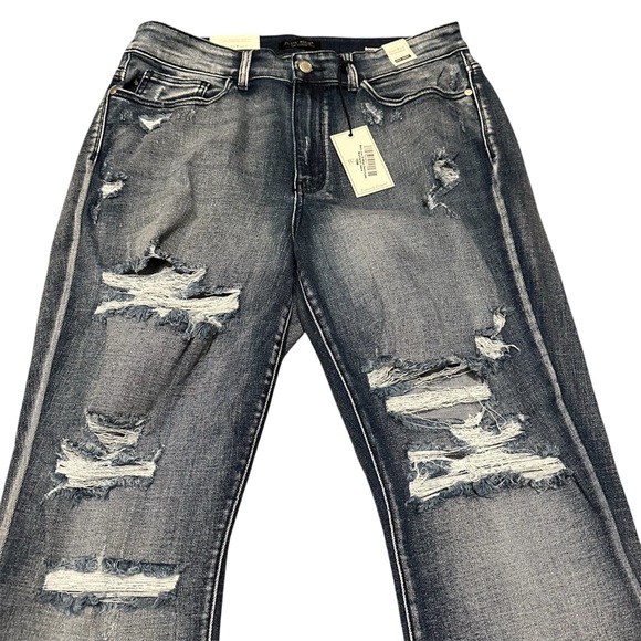 Judy Blue Mary Lou Vintage Hi-Rise Stretch Destroyed Boyfriend Jeans Size 16W - Picture 2 of 7